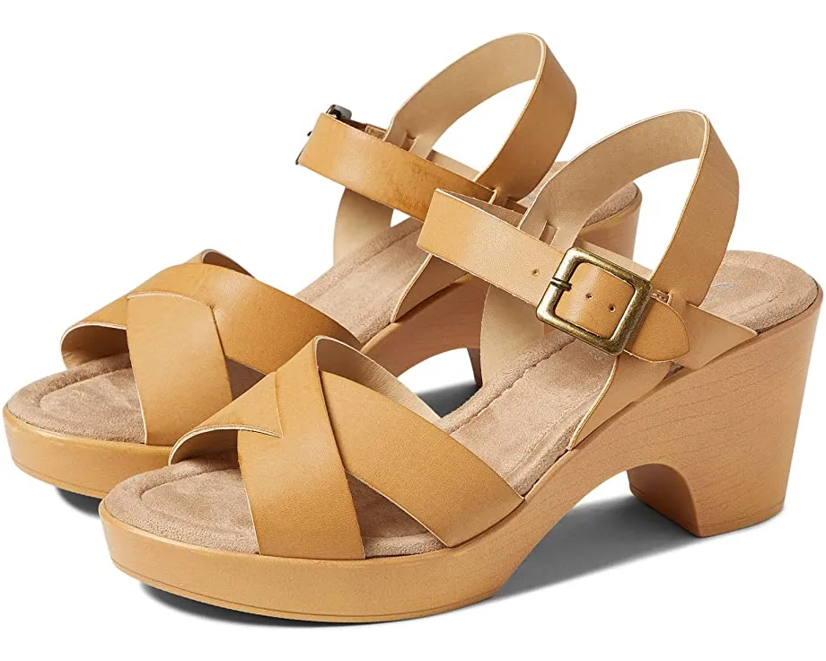 Ample block heel Chinese Laundry