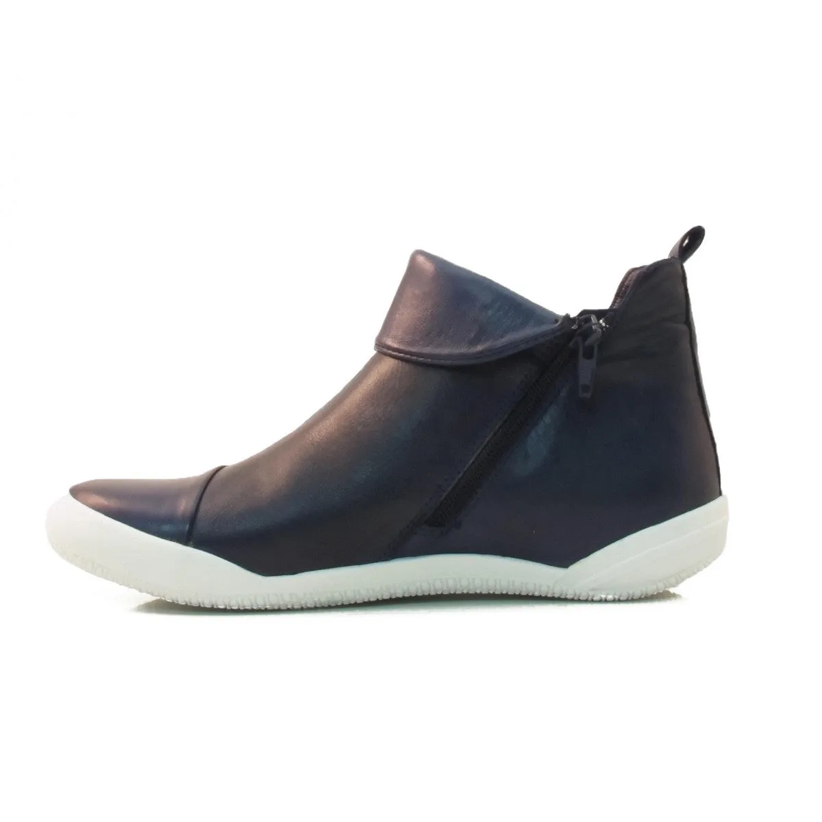 Pesso Soar Navy
